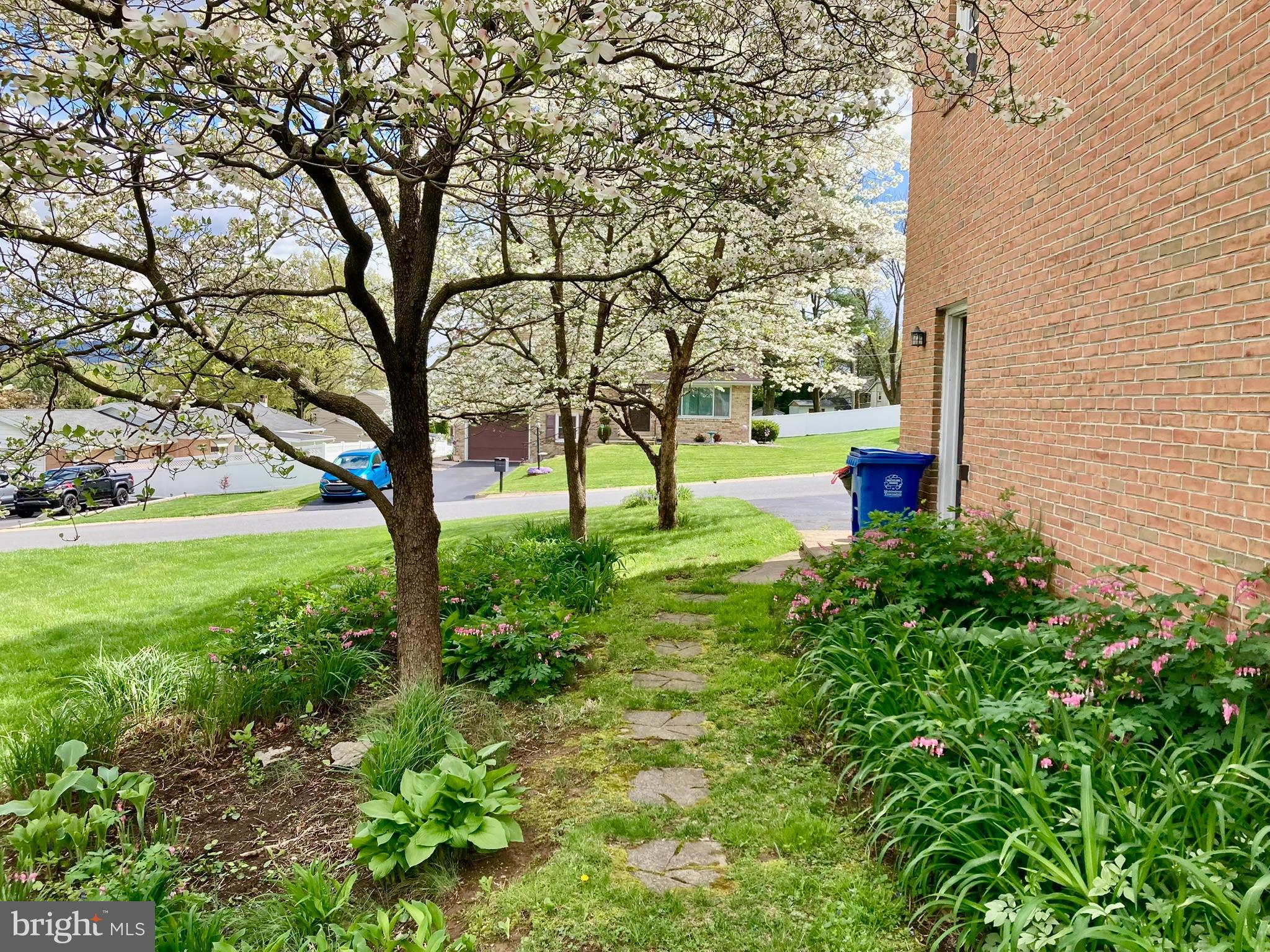 733 Beech Street Reading, PA 19605 - Photo 7 of 10
