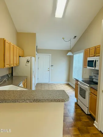 $2,250 | 125 Rama Court, Morrisville, NC 27560
