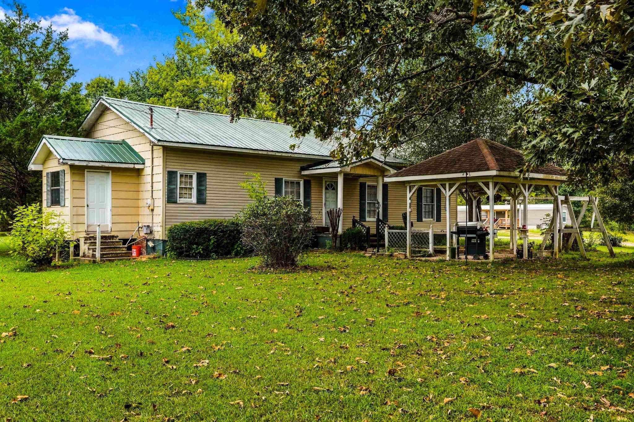 3905 County Road 5 Florence, AL 35633 - Photo 1 of 22 Gallery Image 1