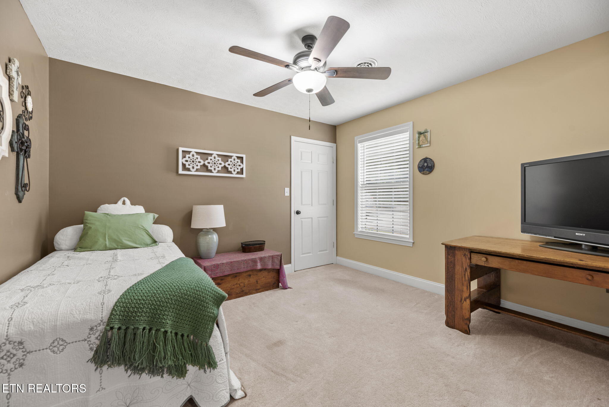 7609 Wilderness Path Road Corryton, TN 37721 - Photo 22 of 31 22-web-or-mls-WldrnssPth7609 (49)