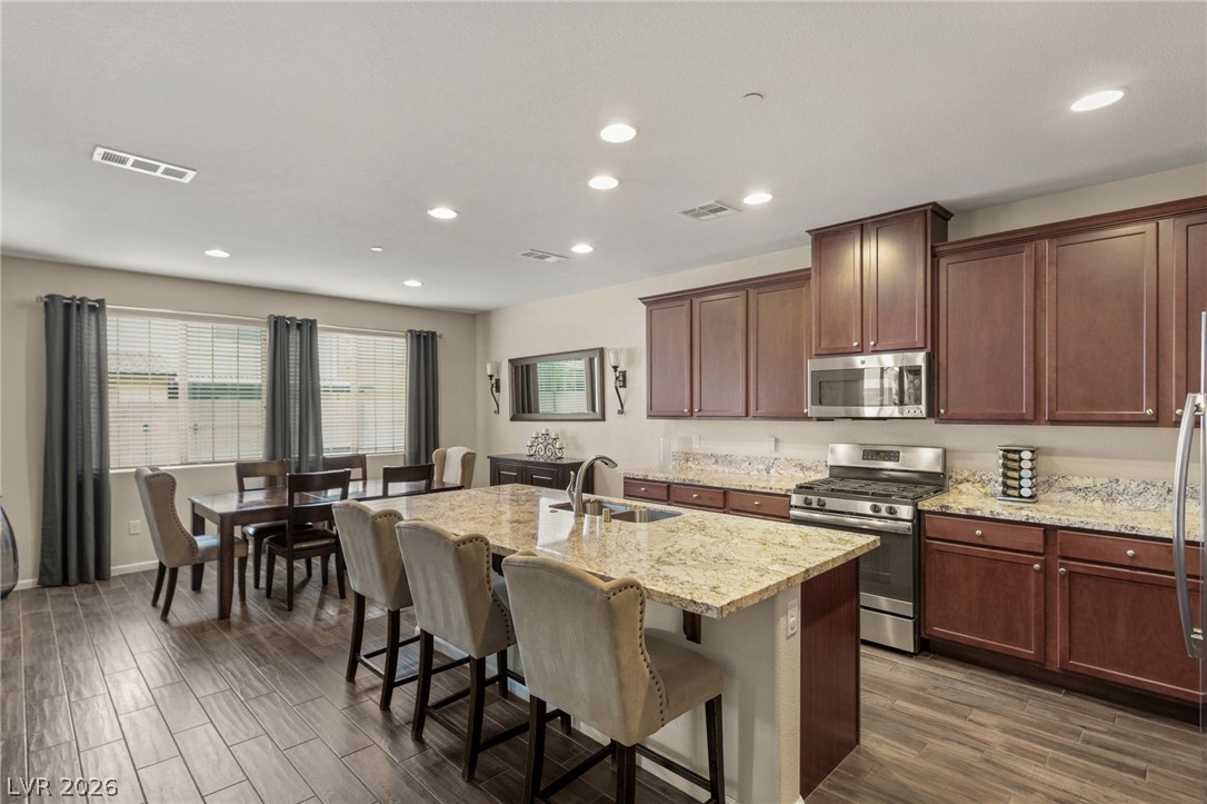 2585 Sable Ridge Street Henderson, NV 89044 - Photo 9 of 39