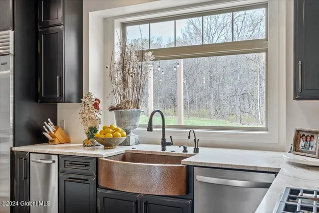 $739,000 | 4 Brookhaven Court, Wilton, NY 12866