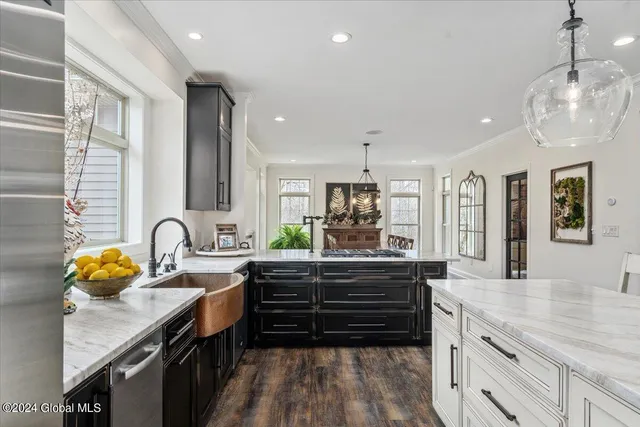 $739,000 | 4 Brookhaven Court, Wilton, NY 12866