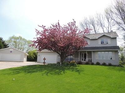 106 Sunset Drive Caledonia, MN 55921 - Photo 1 of 1 106 Sunset Drive, Caledonia