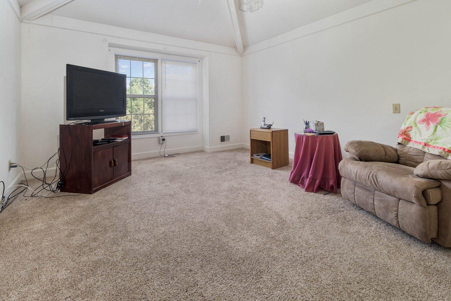 1000 Turnbridge Road Lexington, KY 40515 - Photo 14 of 37 017-1000TurnbridgeRoad-Lexington-KY-4051