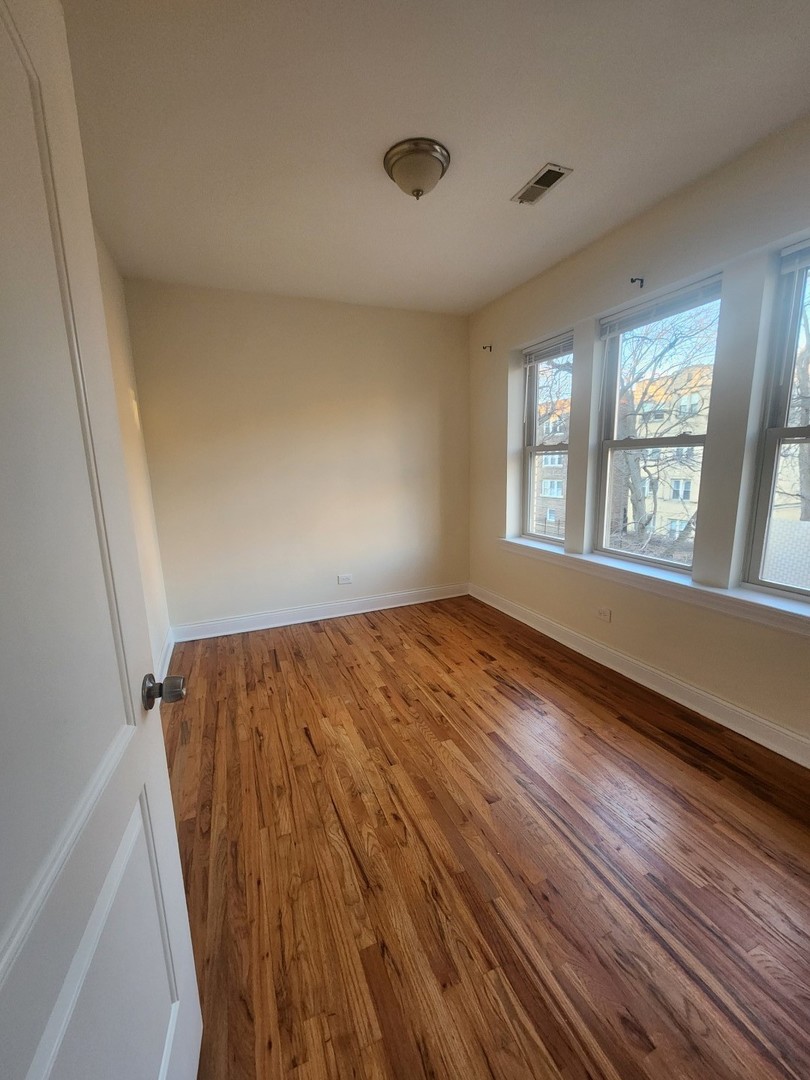 5014 North Harding Avenue, Unit 2 Chicago, IL 60625 - Photo 13 of 15