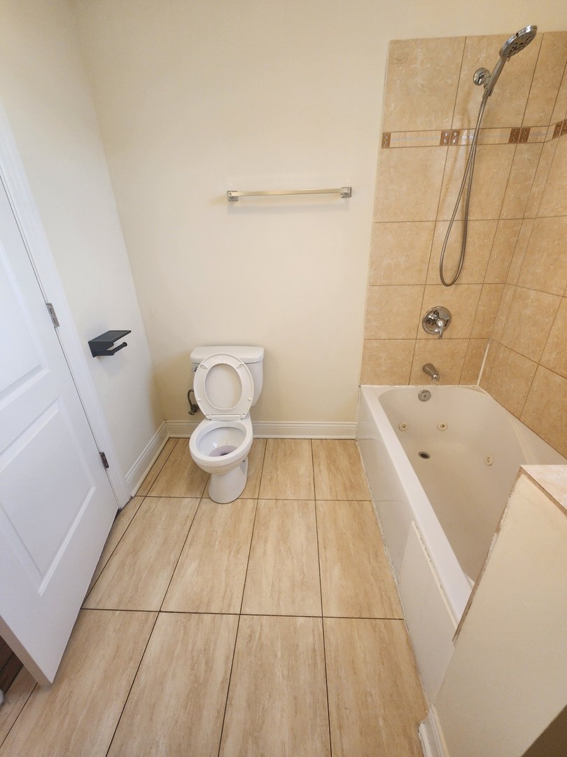 5014 North Harding Avenue, Unit 2 Chicago, IL 60625 - Photo 15 of 15