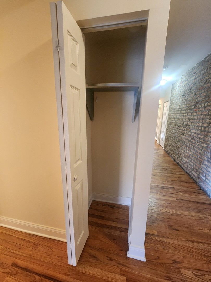 5014 North Harding Avenue, Unit 2 Chicago, IL 60625 - Photo 6 of 15