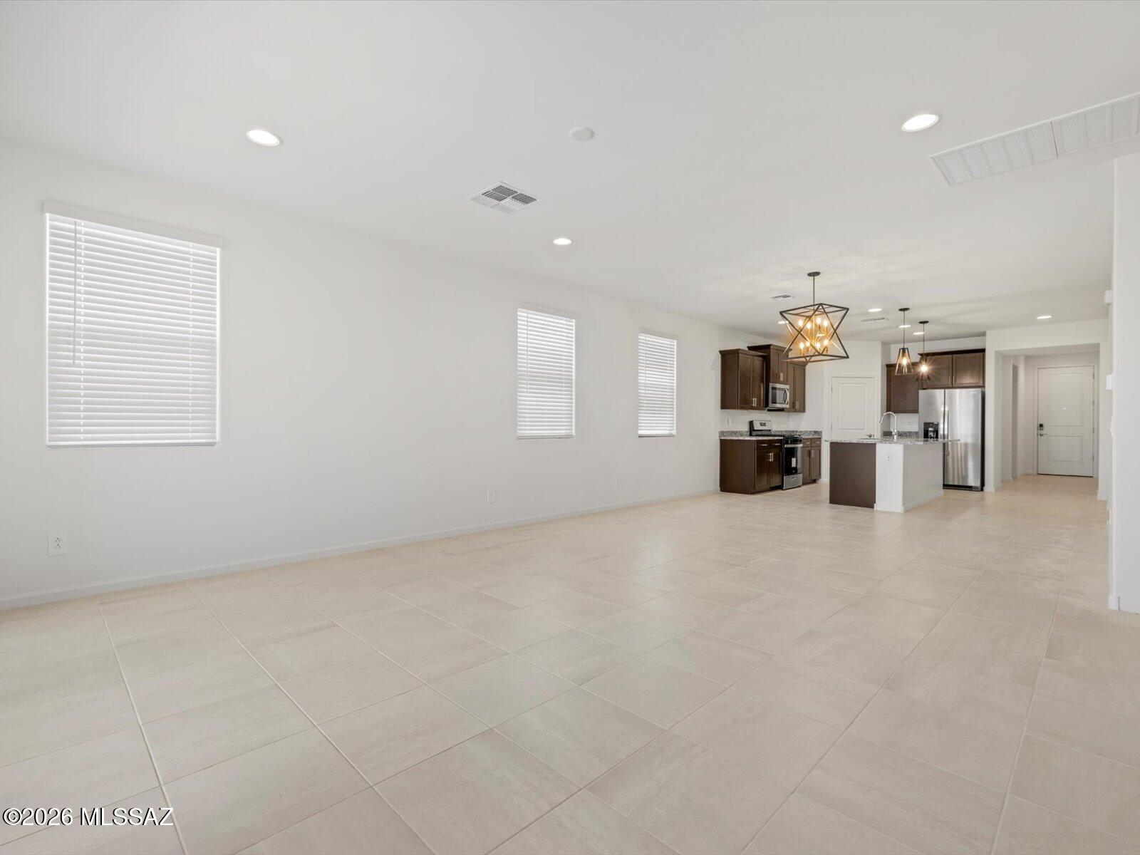 5152 West Bowen House Road Tucson, AZ 85757 - Photo 1 of 15