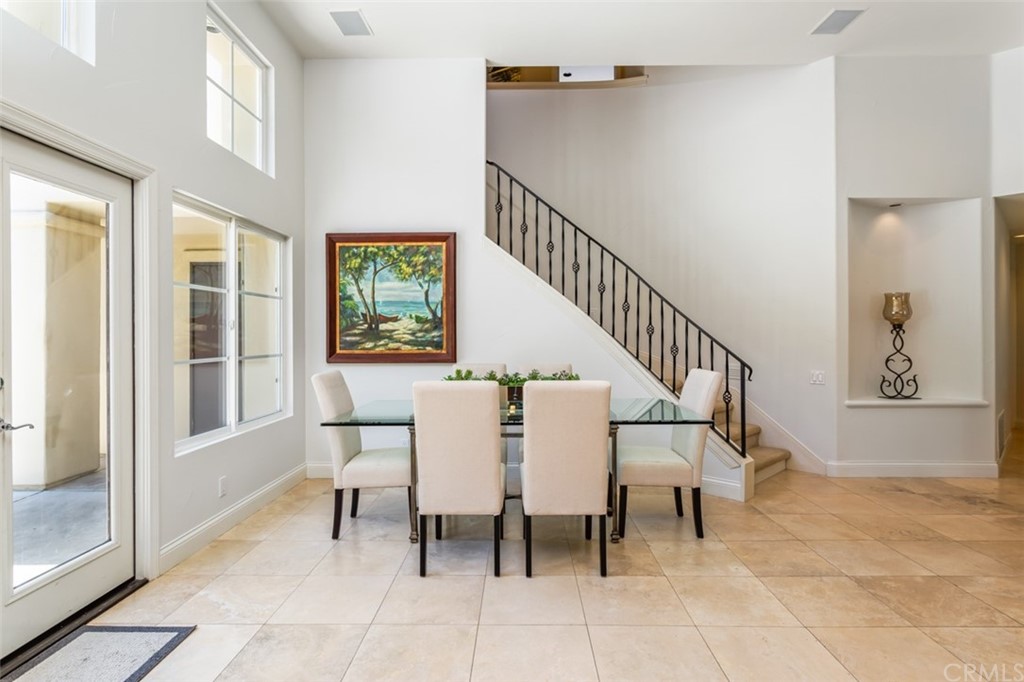 1785 North Kimbark Lane Orange, CA 92869 - Photo 13 of 35 a view of a hallway with seating area