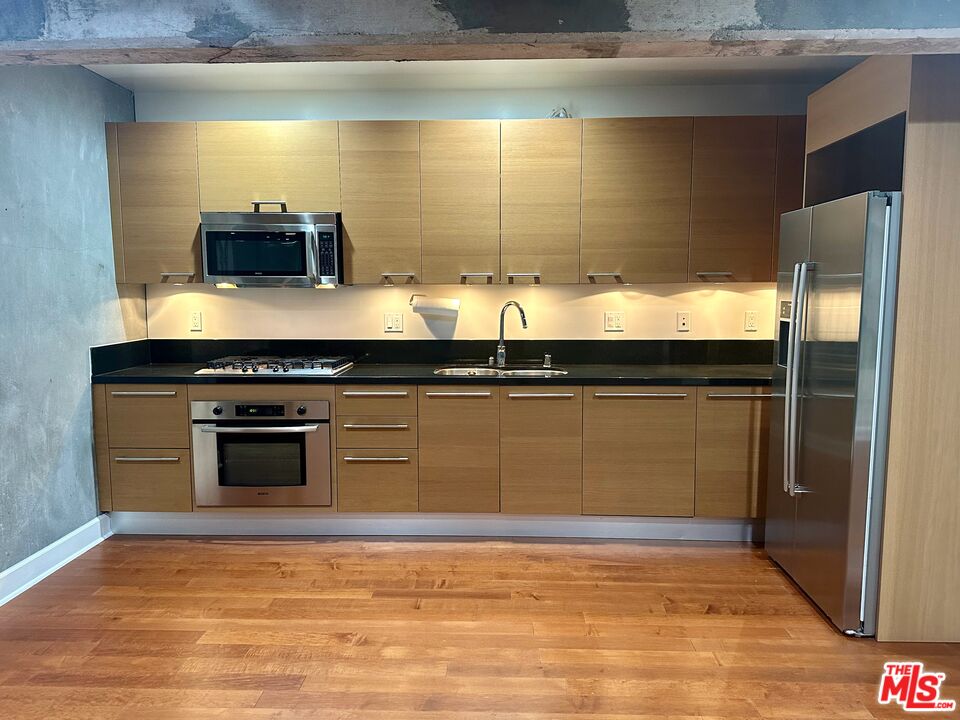 416 South Spring Street, Unit 408 Los Angeles, CA 90013 - Photo 13 of 23