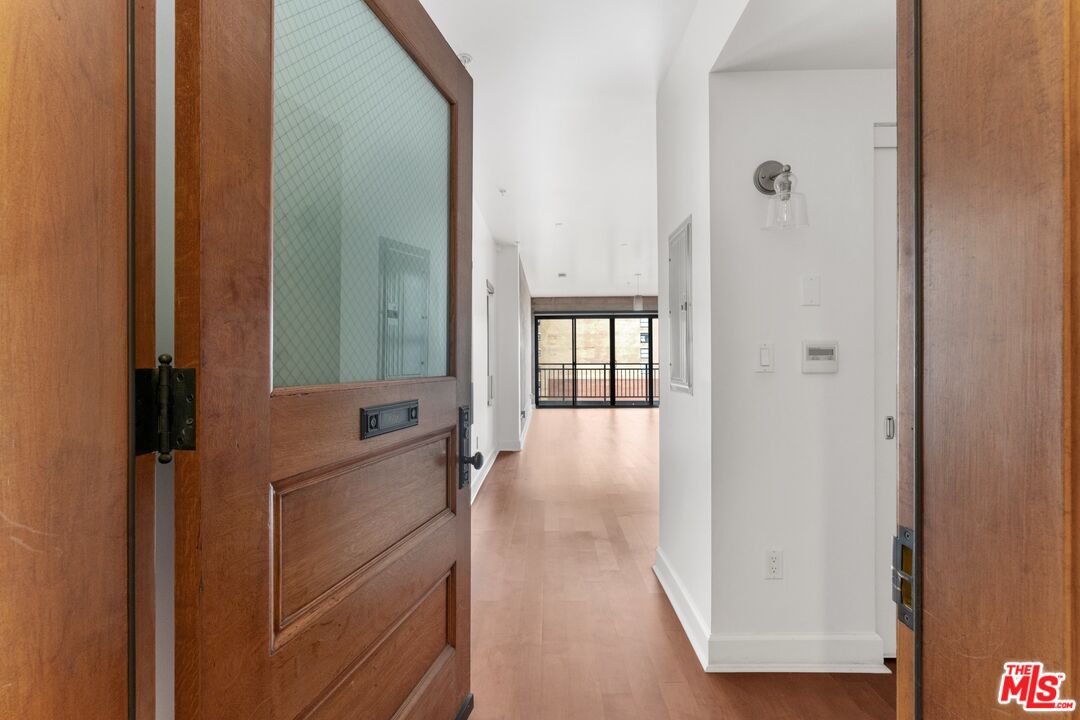 416 South Spring Street, Unit 408 Los Angeles, CA 90013 - Photo 5 of 23