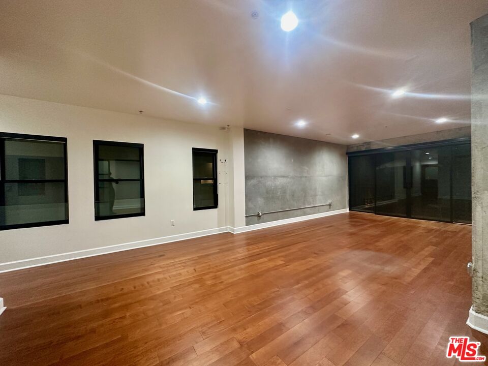 416 South Spring Street, Unit 408 Los Angeles, CA 90013 - Photo 10 of 23