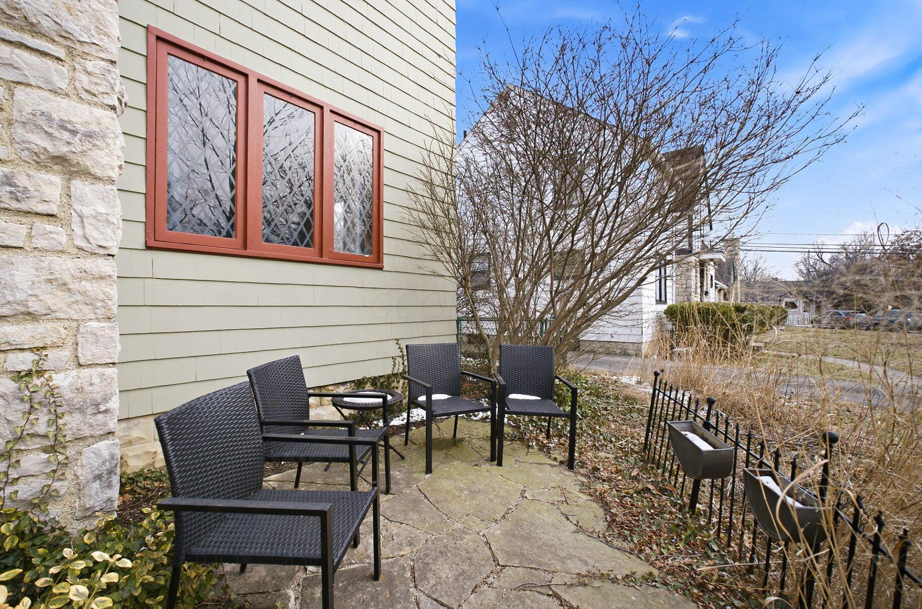 1002 South Cassingham Road Columbus, OH 43209 - Photo 7 of 56 Front Patio