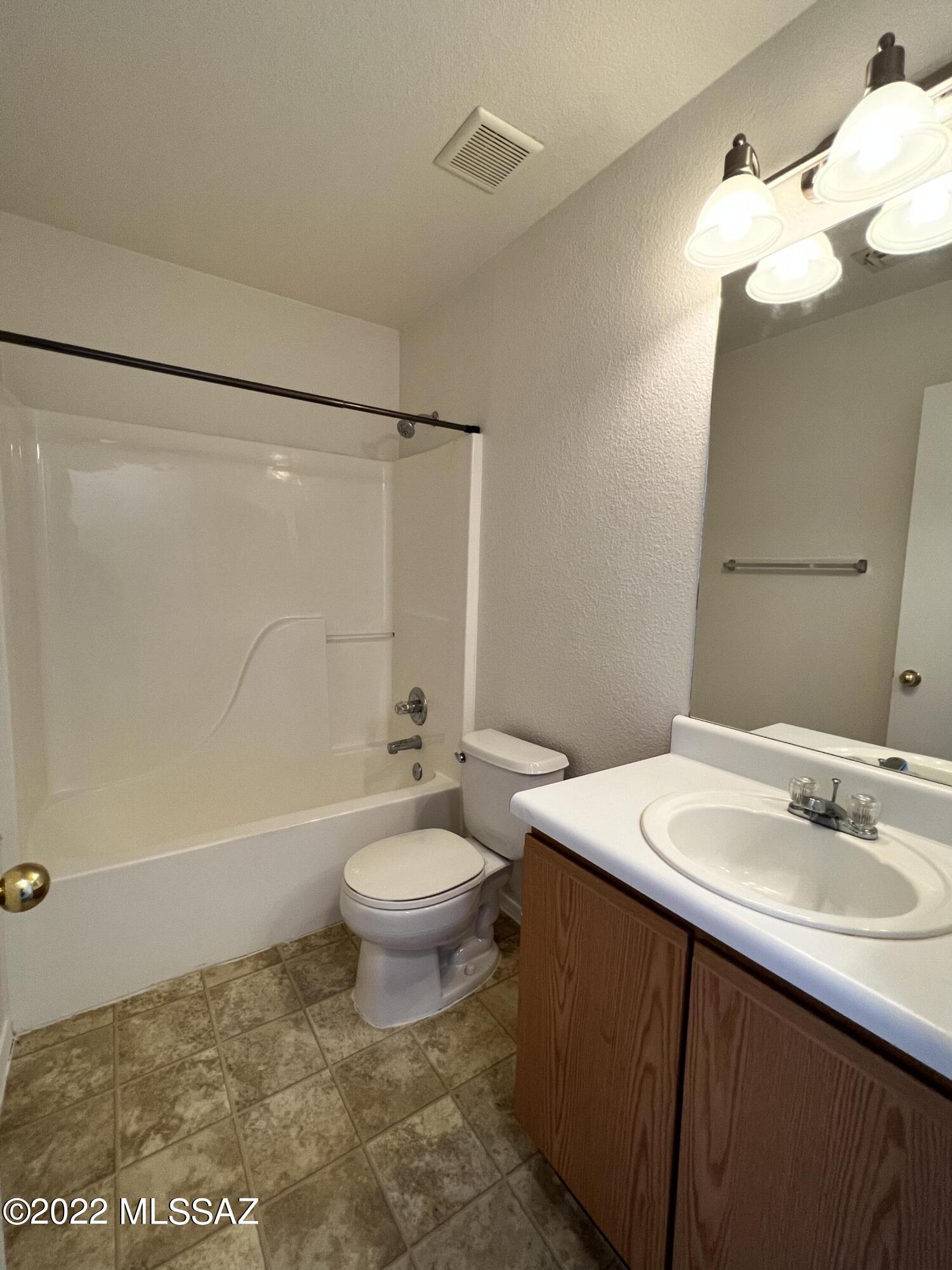 7025 Mitchell Flyer Road Tucson, AZ 85730 - Photo 12 of 17