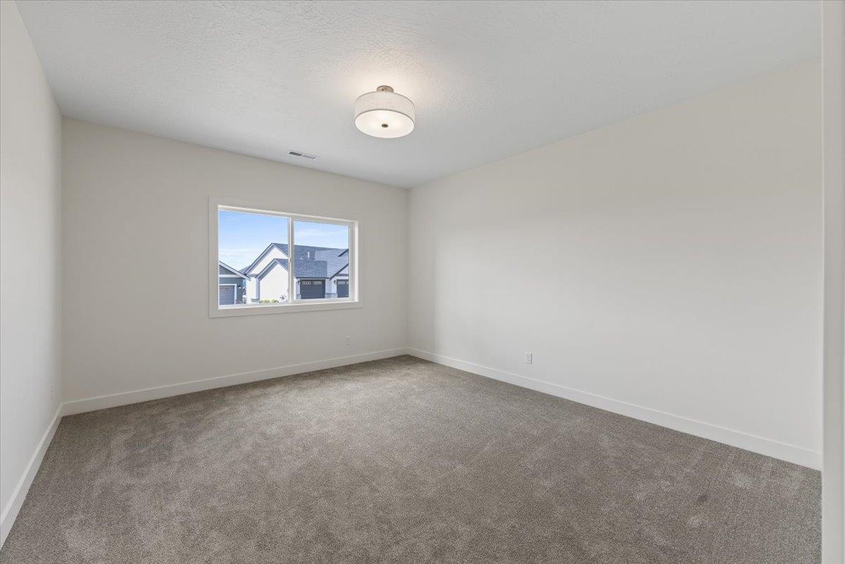 8930 East Ridgeline Lane Spokane, WA 99217 - Photo 25 of 33