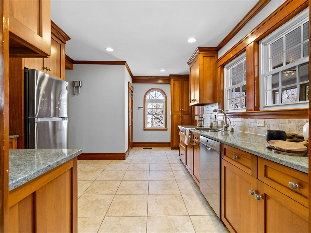 9 Buchanan Road Boston, MA 02132 - Photo 12 of 36 Gallery Image 12