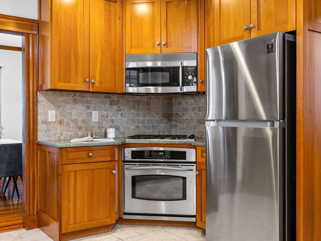 9 Buchanan Road Boston, MA 02132 - Photo 15 of 36 Gallery Image 15