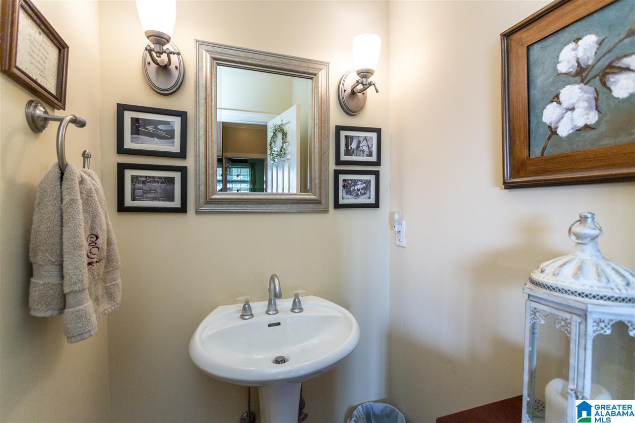 190 Shades Crest Road Birmingham, AL 35226 - Photo 17 of 36