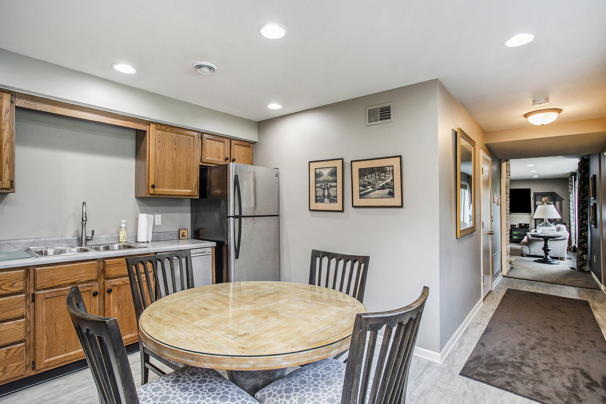 2913 Brandywine Road Kalamazoo, MI 49008 - Photo 36 of 50 035_2913_brandywine_rd_kalamazoo_mi_4900