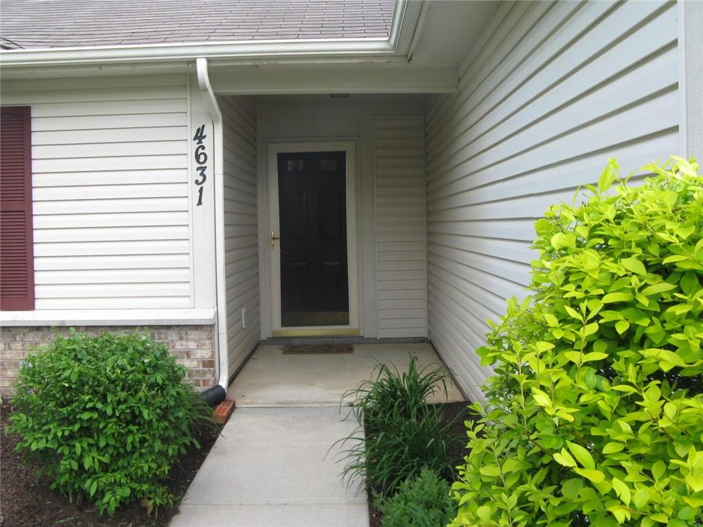 4631 West Smith Valley Road Greenwood, IN 46143 - Photo 2 of 15