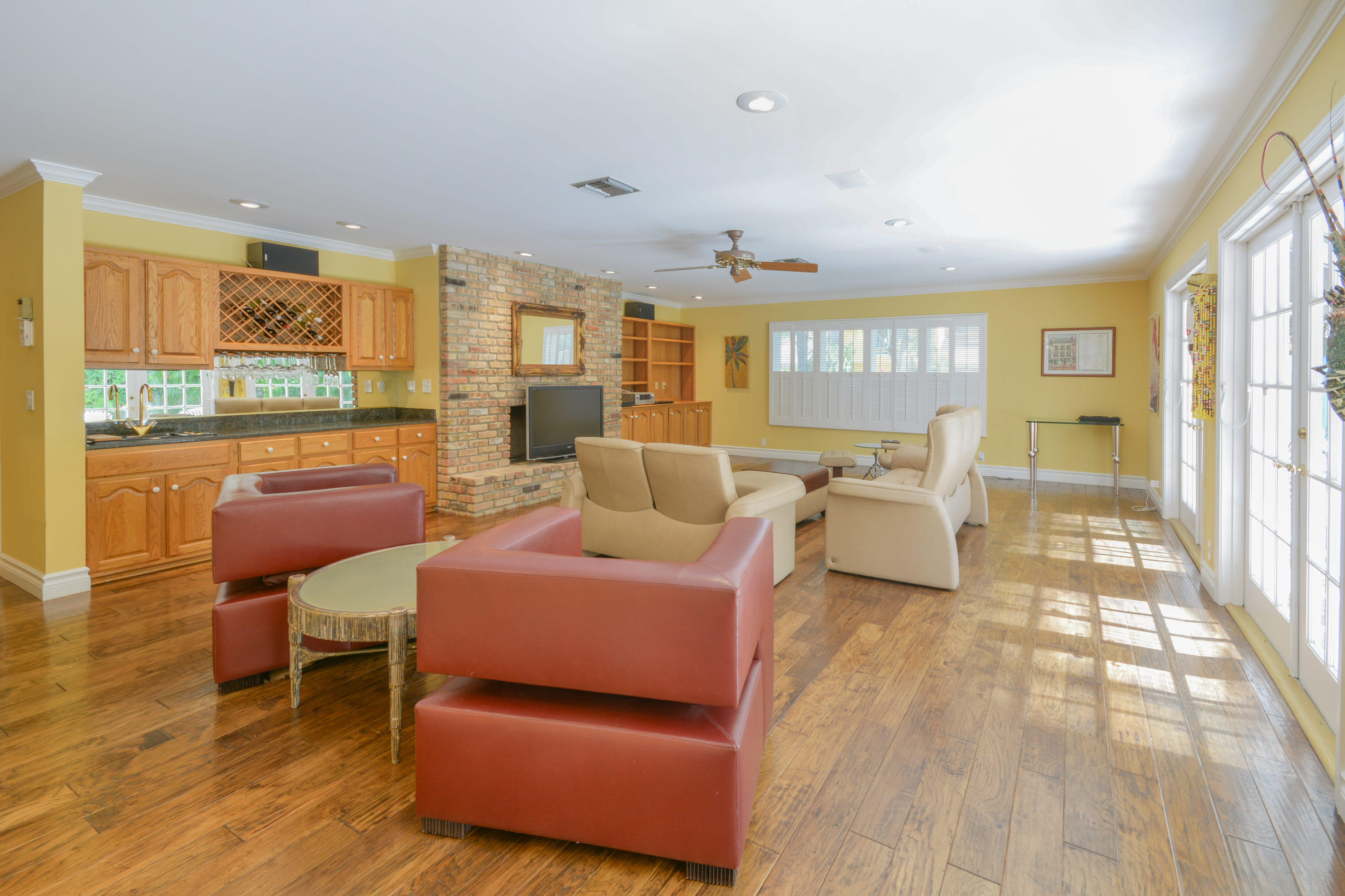 3845 Kings Way Boca Raton, FL 33434 - Photo 13 of 44 Family Room