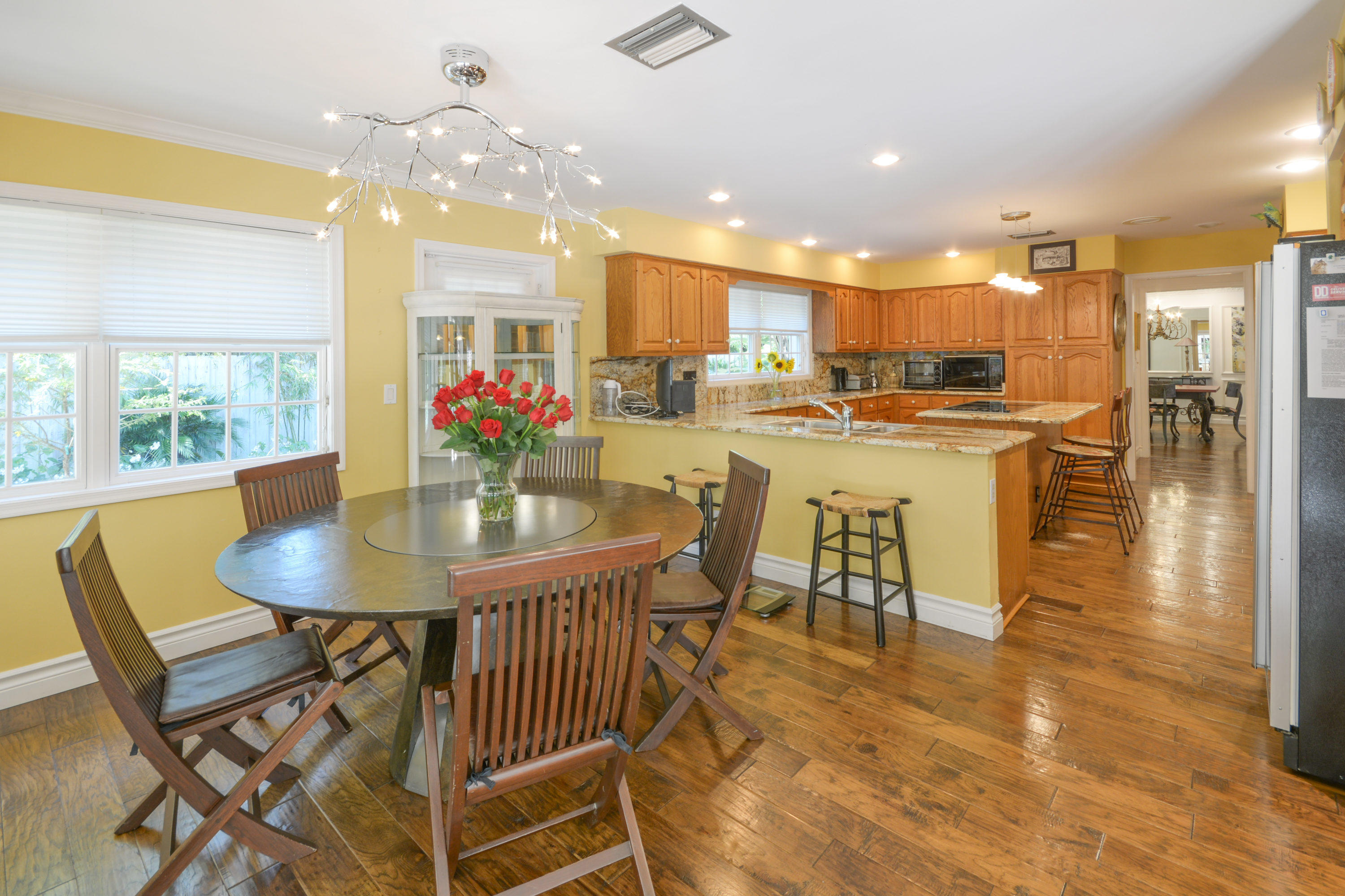 3845 Kings Way Boca Raton, FL 33434 - Photo 16 of 44 Breakfasr Area /Kitchen