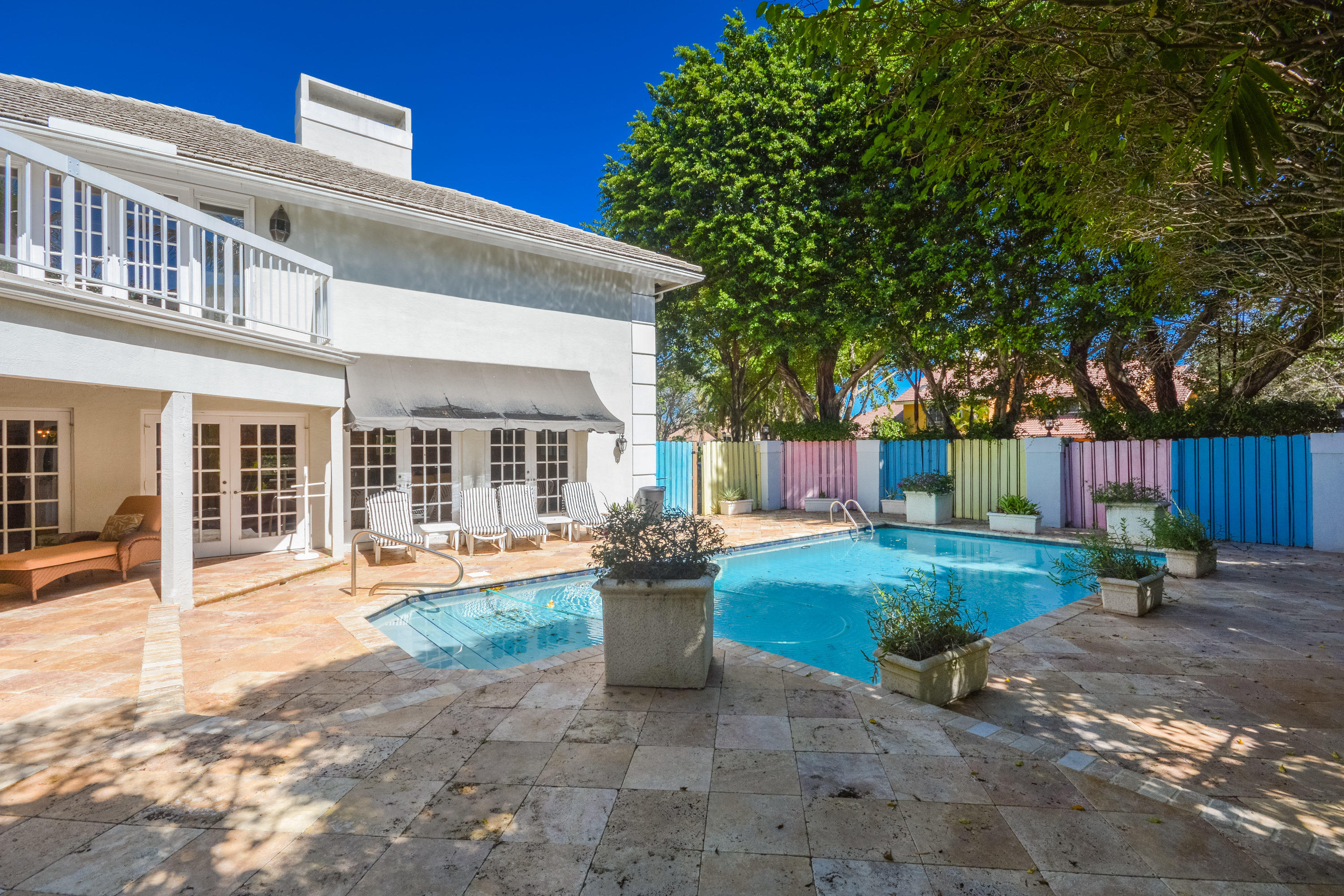 3845 Kings Way Boca Raton, FL 33434 - Photo 39 of 44 Pool/ Exterior Back