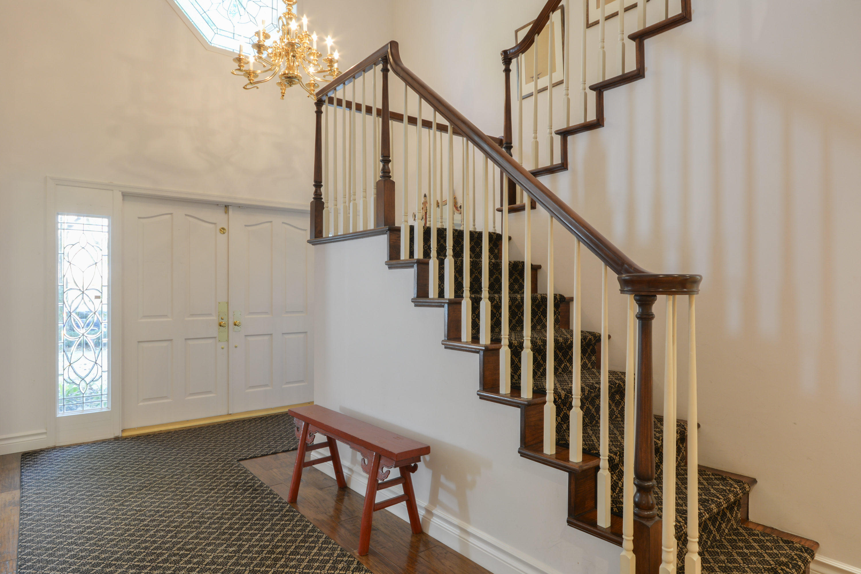 3845 Kings Way Boca Raton, FL 33434 - Photo 4 of 44 Foyer