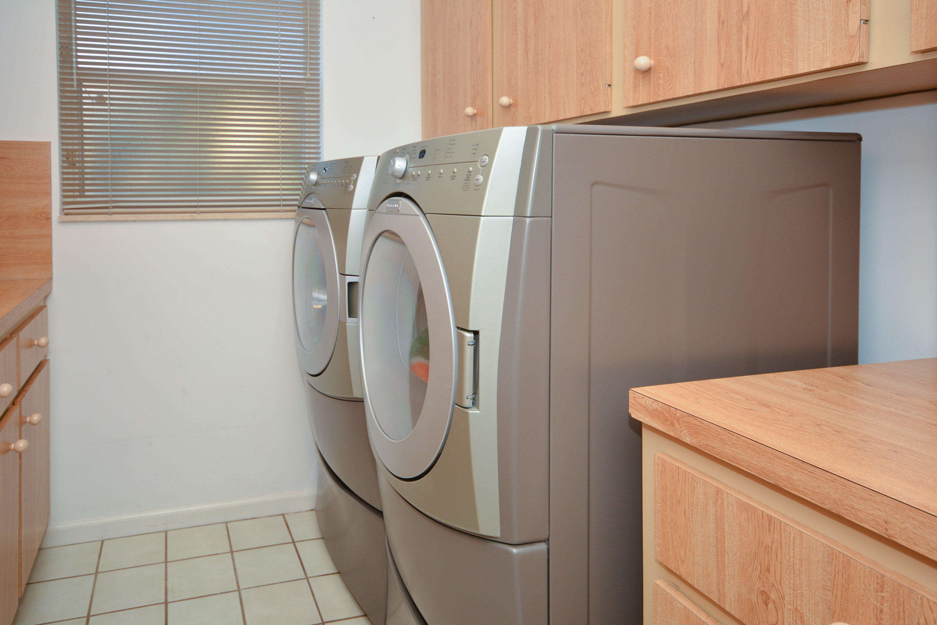 3845 Kings Way Boca Raton, FL 33434 - Photo 43 of 44 Laundry