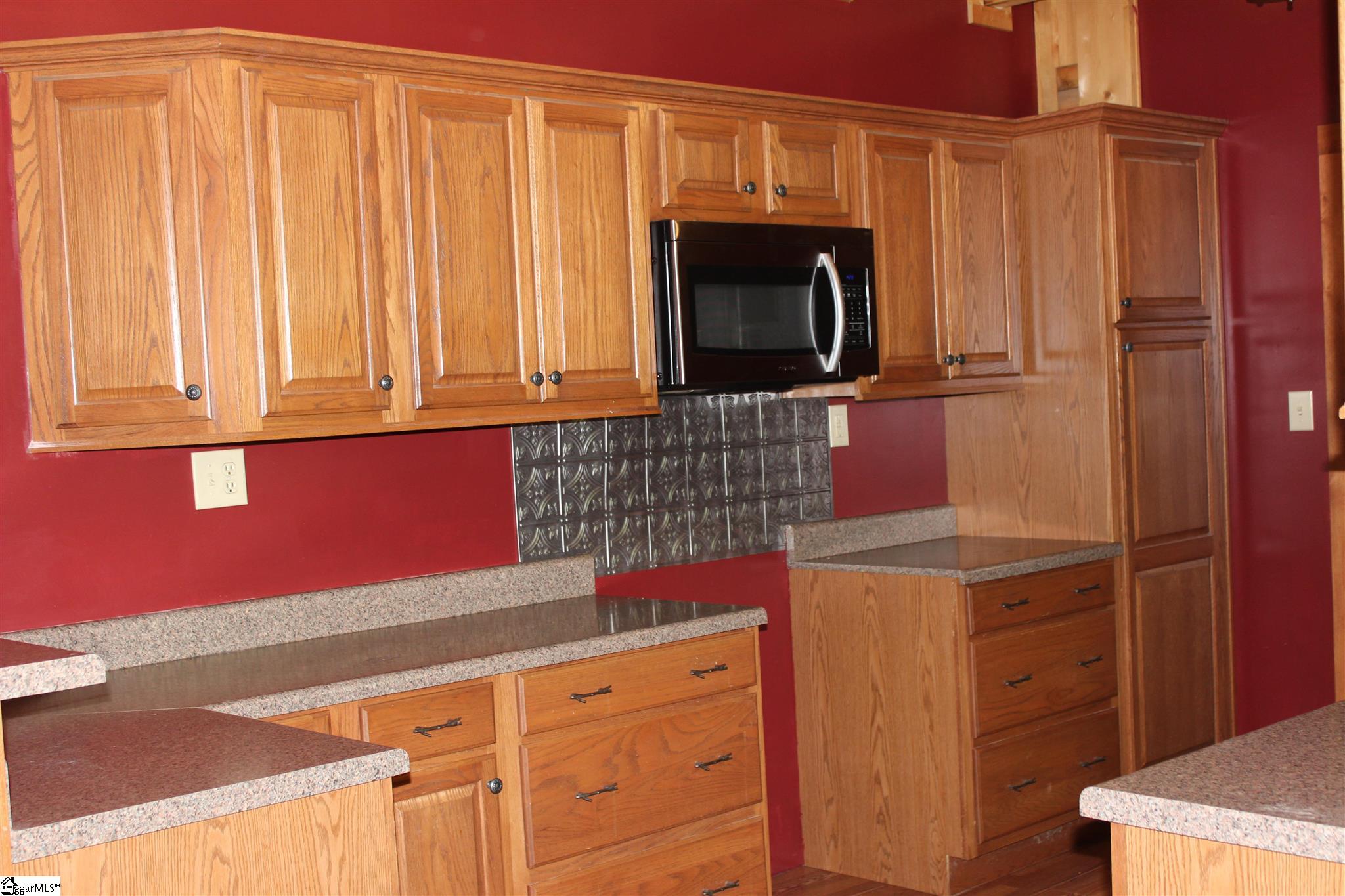 805 South Old Fairview Road Fountain Inn, SC 29644 - Photo 11 of 21
