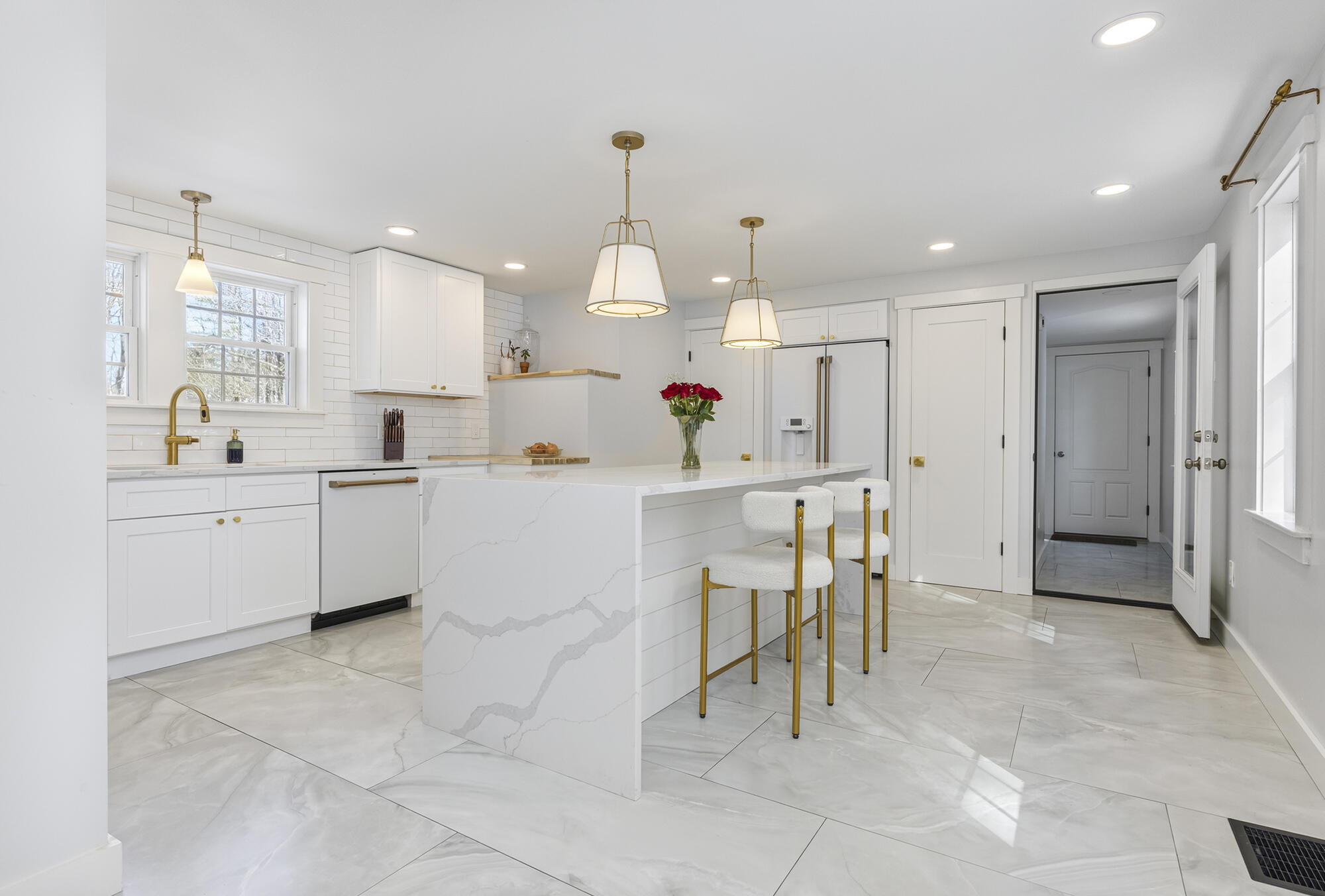 259 Falmouth Road Falmouth, ME 04105 - Photo 5 of 42 259 Falmouth_01