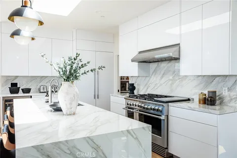 $5,999,999 | 3203 Vista Drive, Manhattan Beach, CA 90266