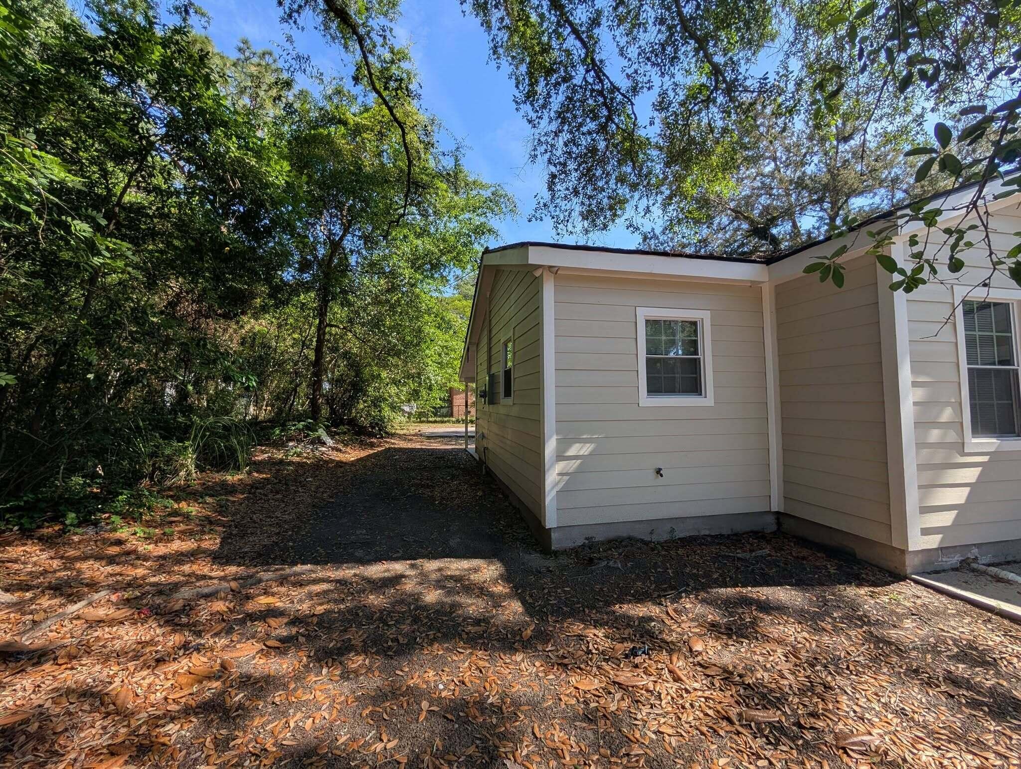 107 Converse Street Walterboro, SC 29488 - Photo 9 of 33
