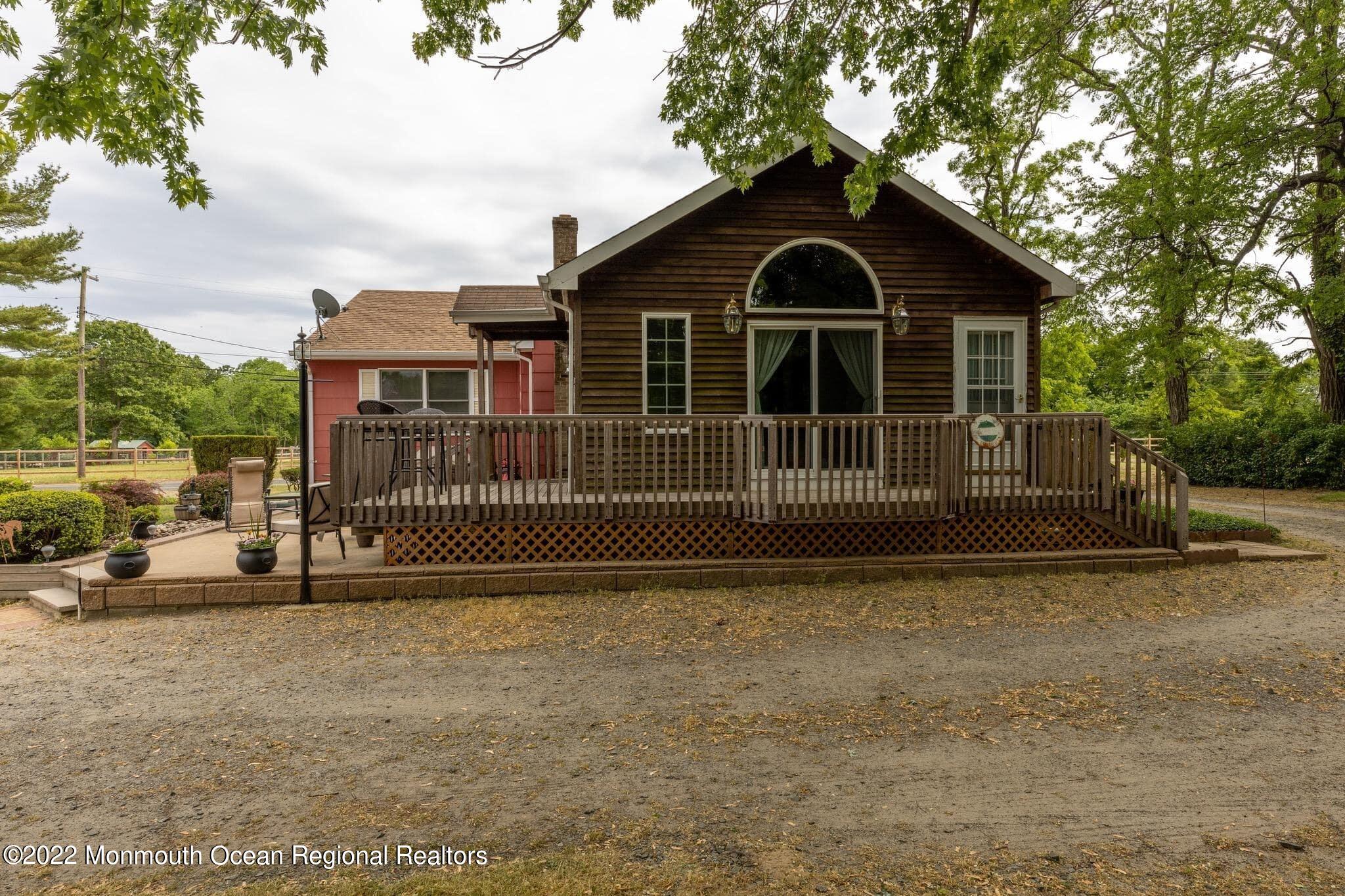 17 Brown Road Howell, NJ 07731 - Photo 21 of 32 21
