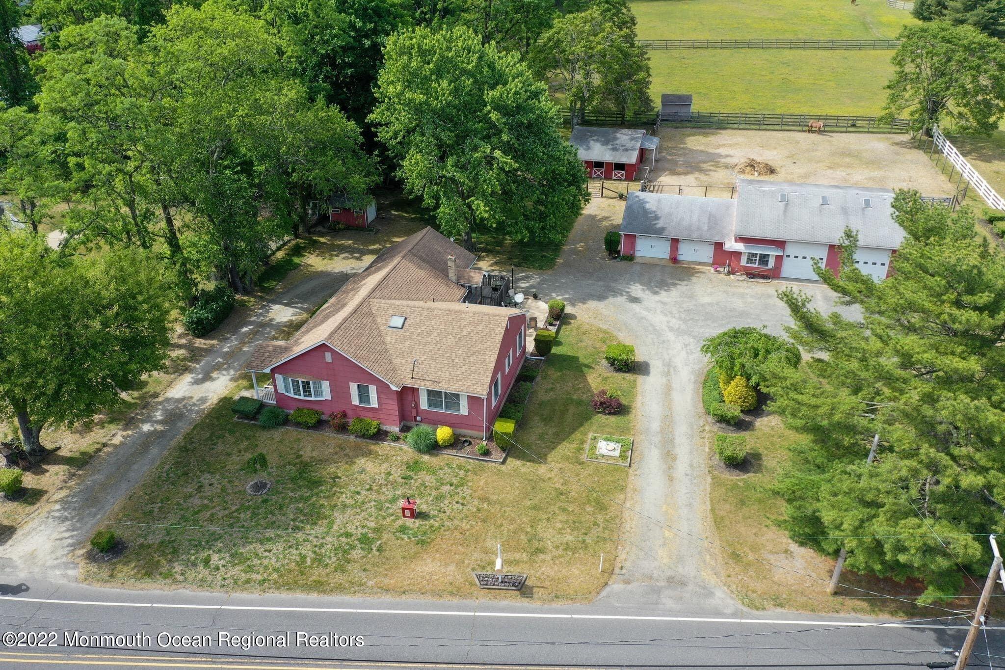 17 Brown Road Howell, NJ 07731 - Photo 26 of 32 26