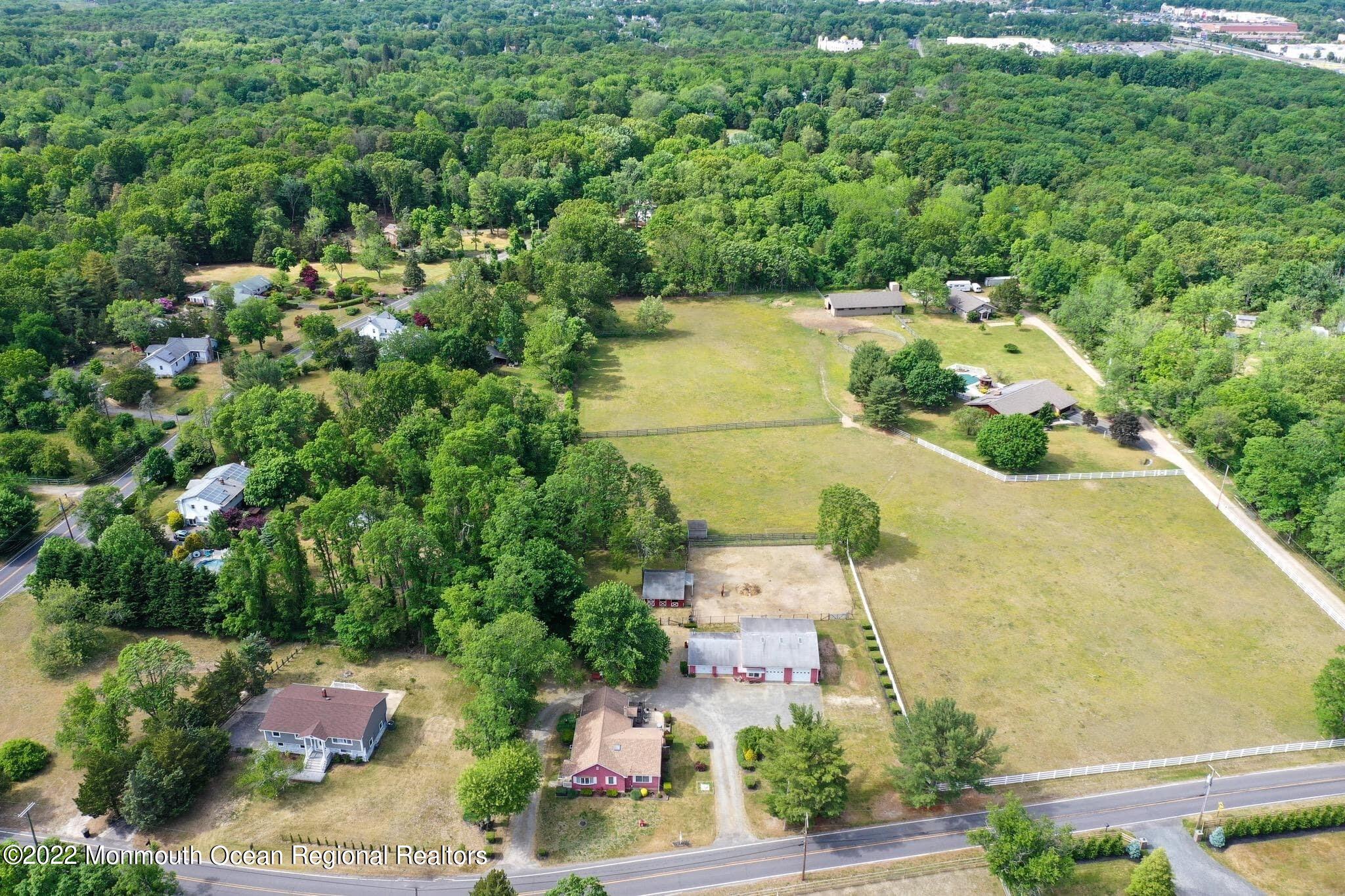 17 Brown Road Howell, NJ 07731 - Photo 29 of 32 29