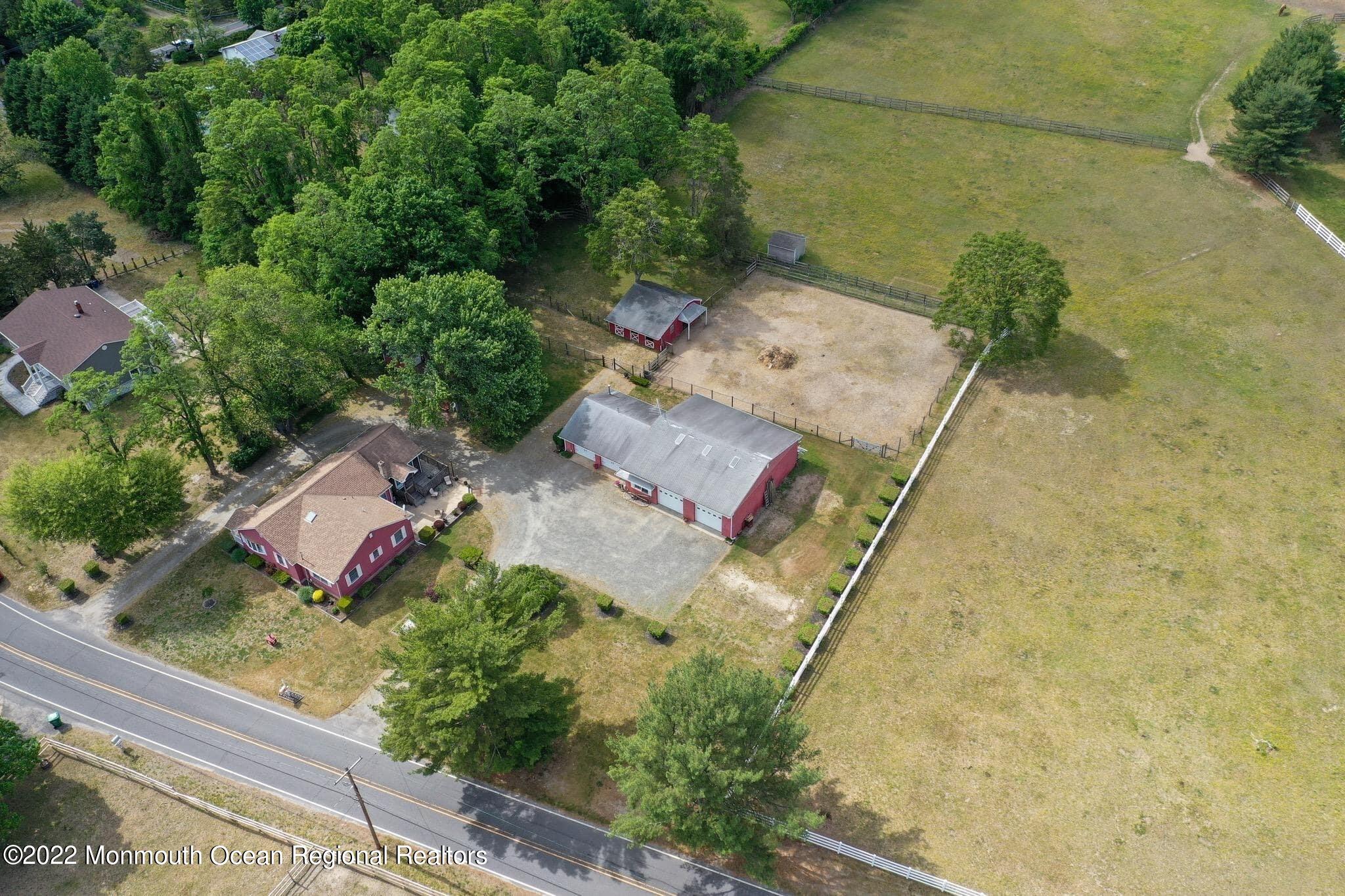 17 Brown Road Howell, NJ 07731 - Photo 31 of 32 31