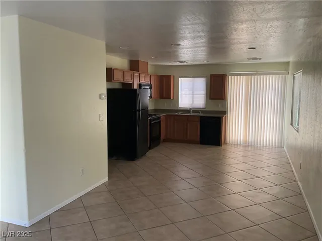 $1,650 | 5297 Tipper Avenue, Las Vegas, NV 89122