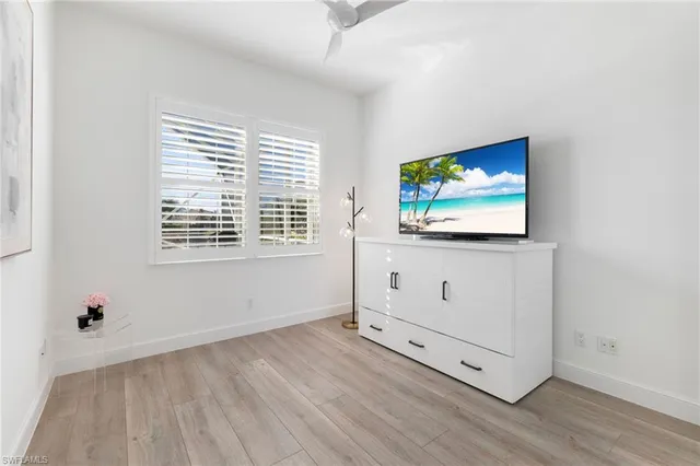 $975,000 | 8040 Wilfredo Court, Naples, FL 34114