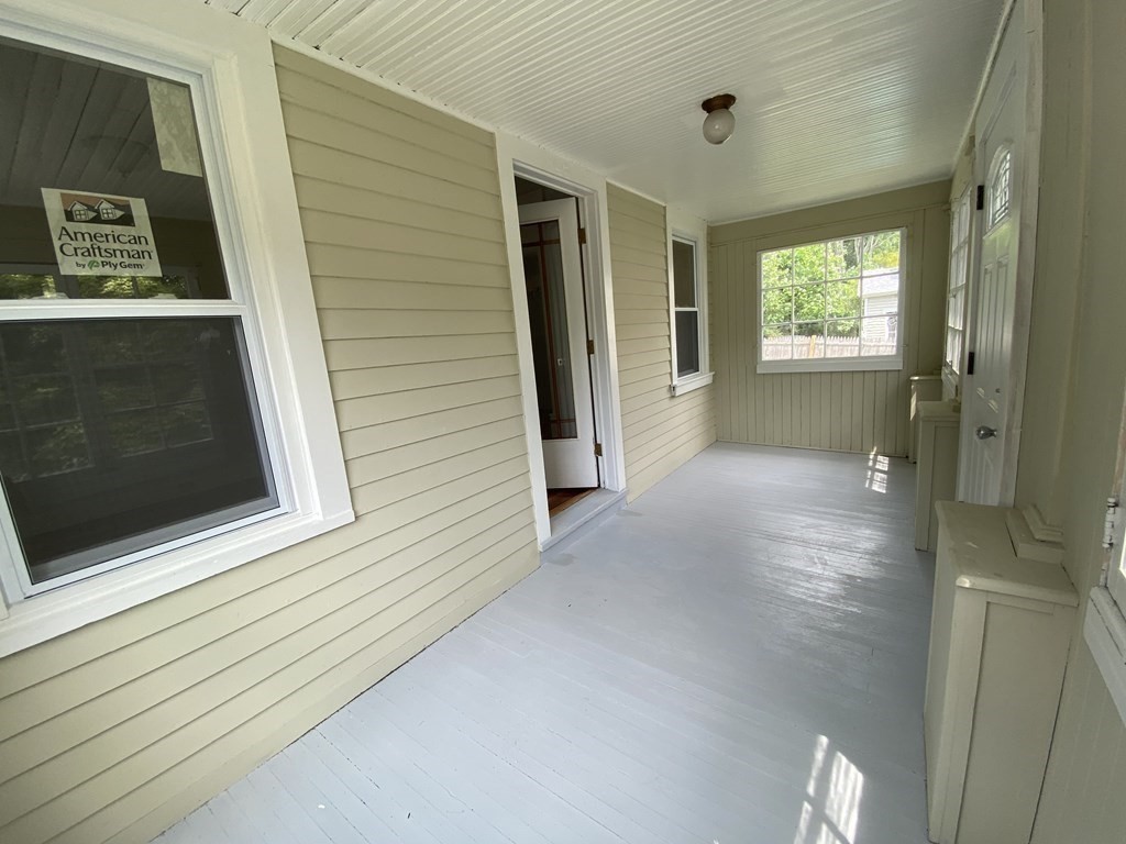 147 Westfield Road Holyoke, MA 01040 - Photo 13 of 18 Gallery Image 13