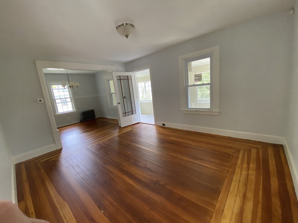147 Westfield Road Holyoke, MA 01040 - Photo 5 of 18 Gallery Image 5