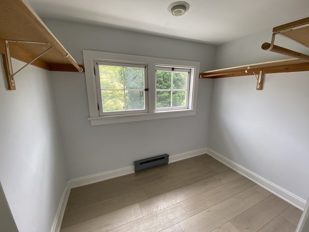 147 Westfield Road Holyoke, MA 01040 - Photo 8 of 18 Gallery Image 8
