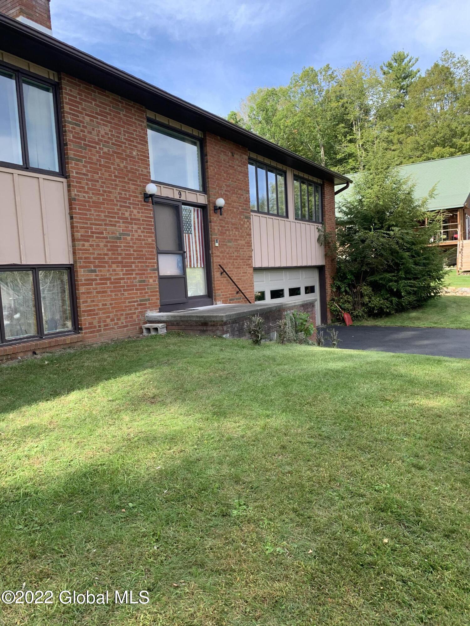 9 Thunderbird Road Bolton, NY 12824 - Photo 4 of 25 IMG_1214