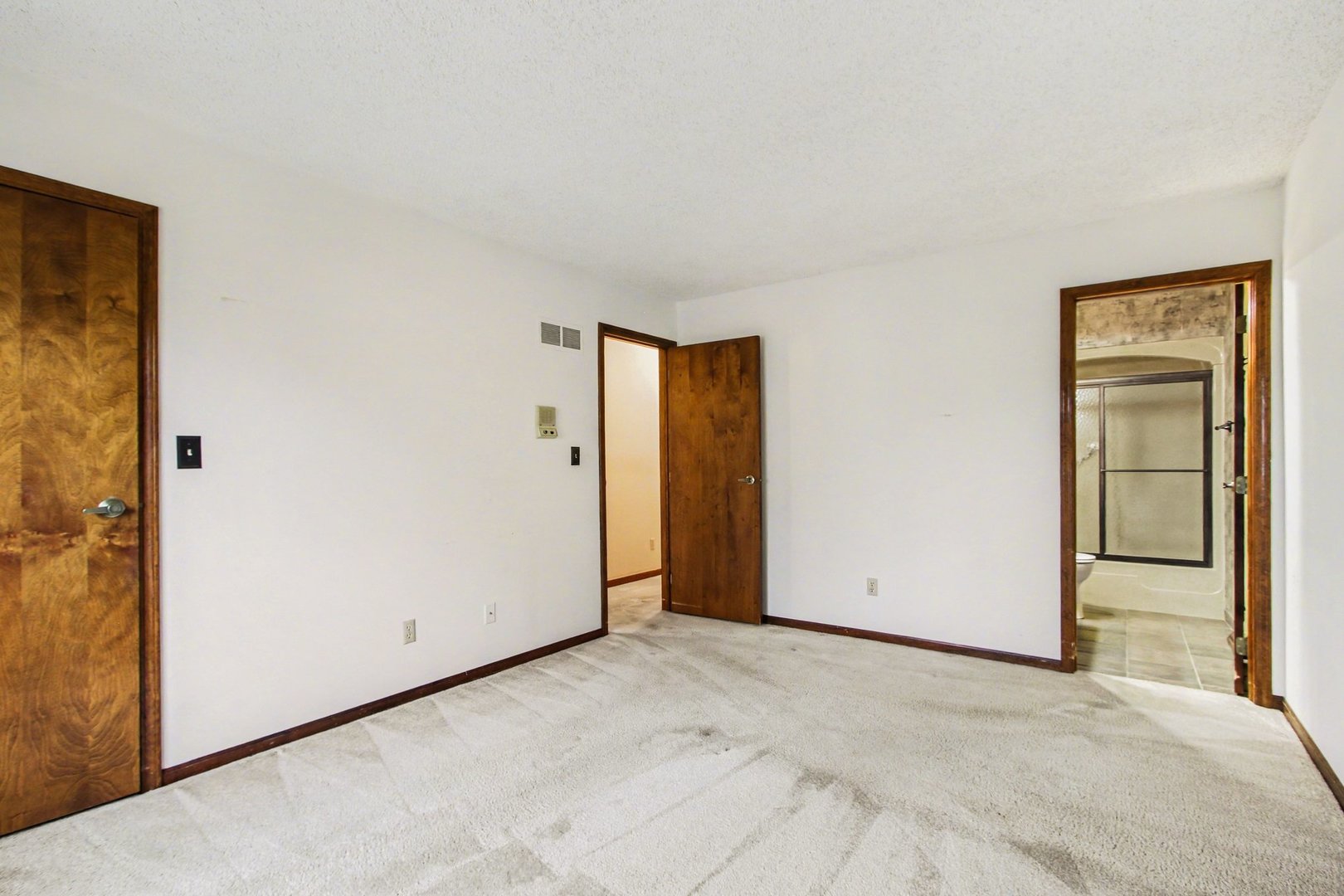 186 Wexford Road Valparaiso, IN 46385 - Photo 10 of 29