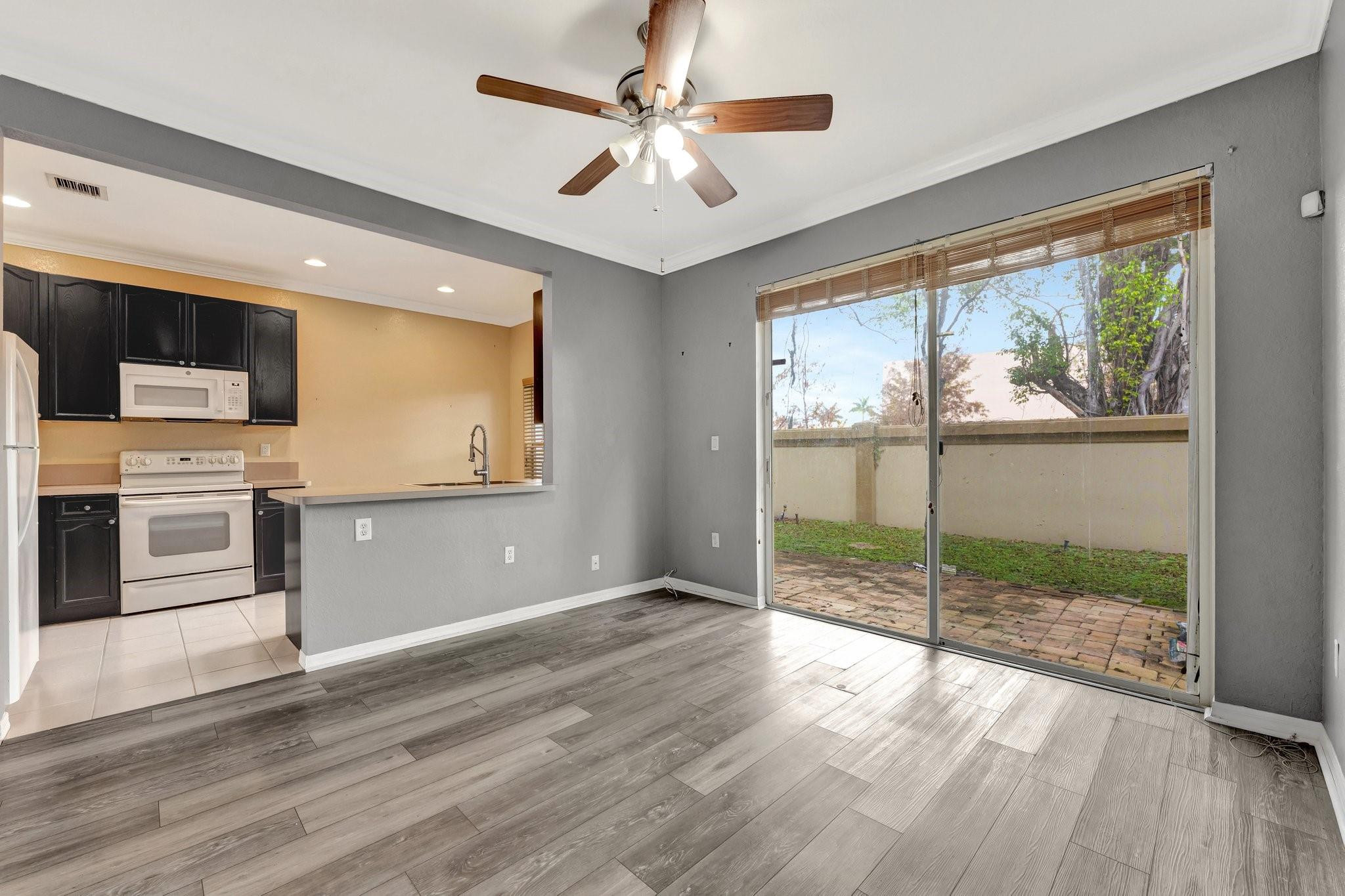 3315 Merrick Lane, Unit 904 Pompano Beach, FL 33063 - Photo 11 of 41 Photo 11