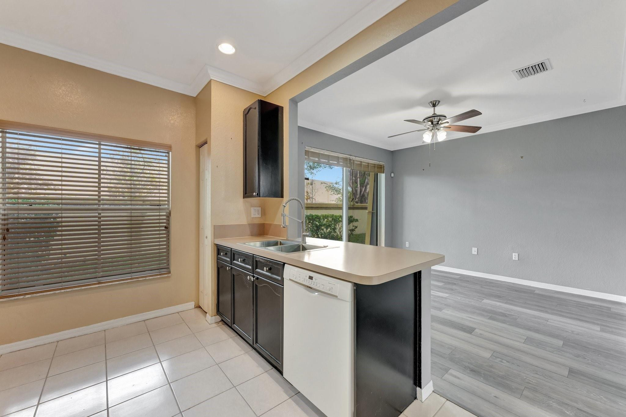 3315 Merrick Lane, Unit 904 Pompano Beach, FL 33063 - Photo 15 of 41 Photo 15
