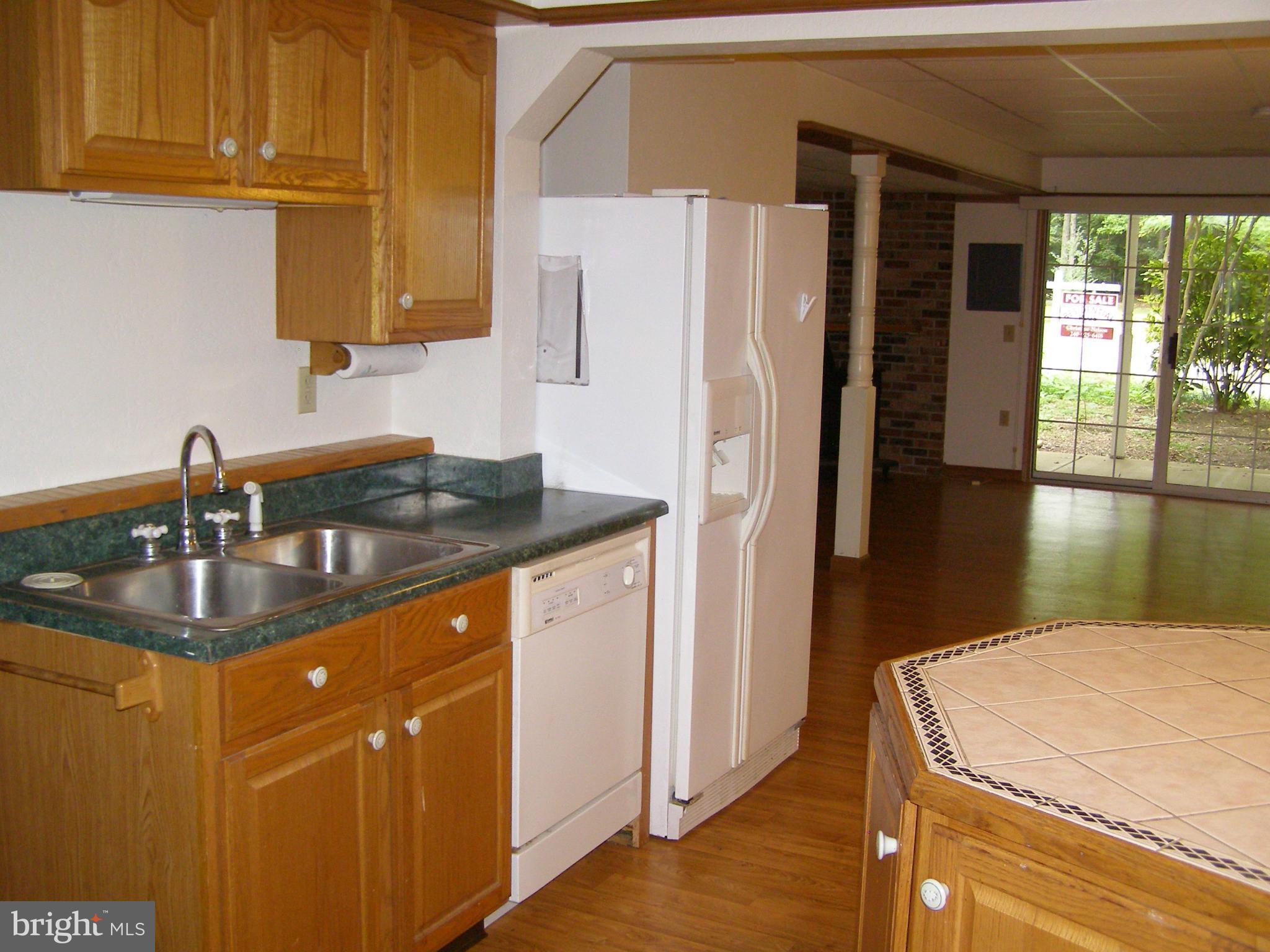 19853 Tower Hill Road Leonardtown, MD 20650 - Photo 11 of 29 Kitchen