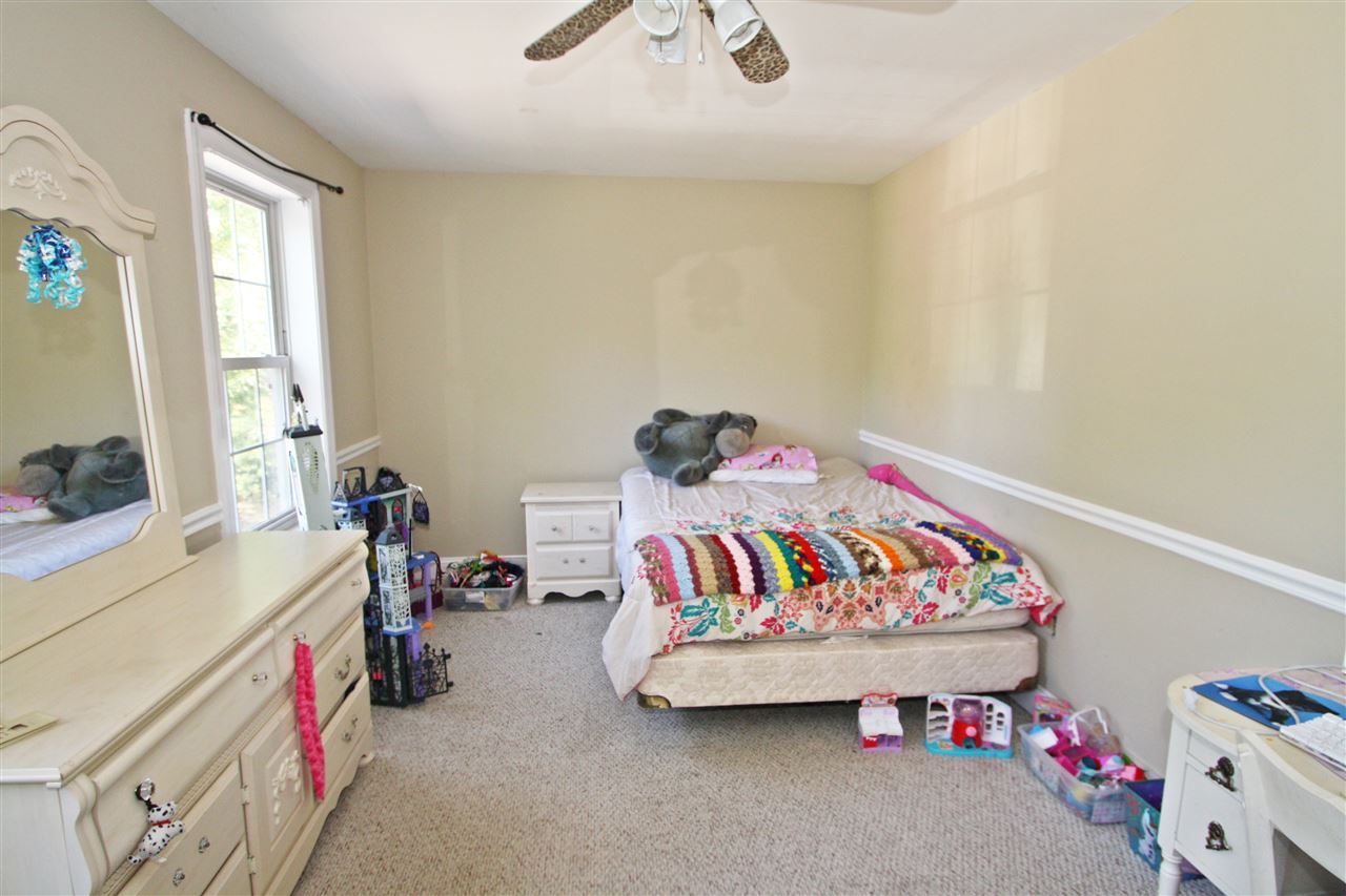 148 Lowell Street Rochester, NH 03867 - Photo 23 of 33