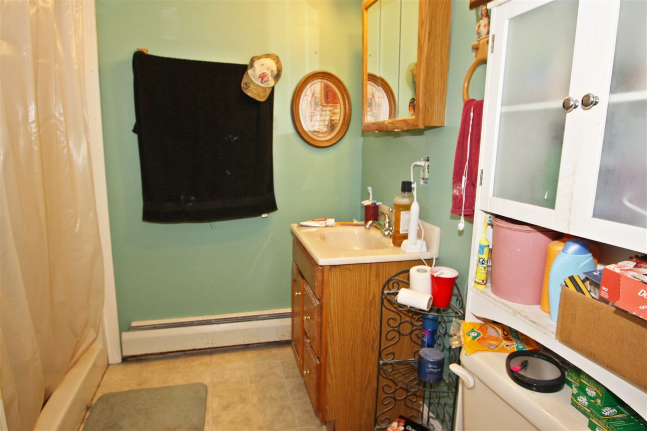 148 Lowell Street Rochester, NH 03867 - Photo 32 of 33